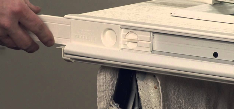 aluminum storefront door repair Ontario